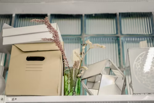 Office-Shelf-White-Box-Flower-Vase